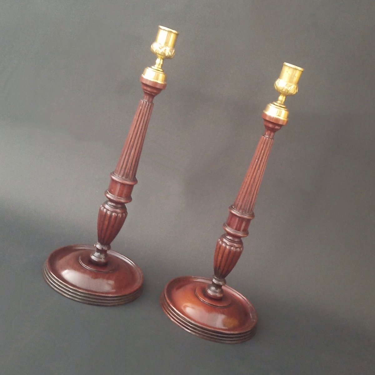 Pair Of English Candlesticks In Mahogany 18th Century-photo-2