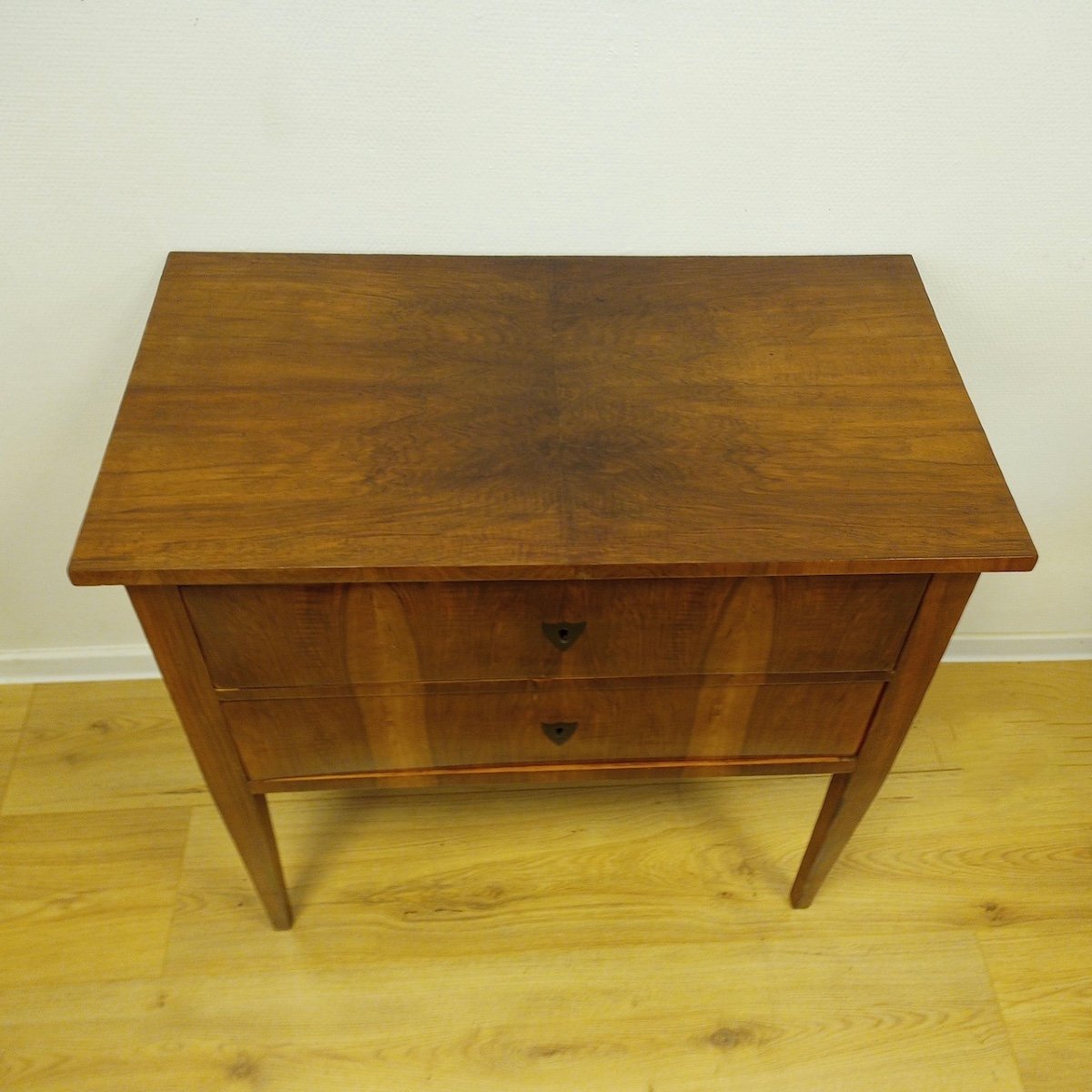 Small Biedermeier Commode, Walnut Veneer, South Germany Circa 1820-photo-1