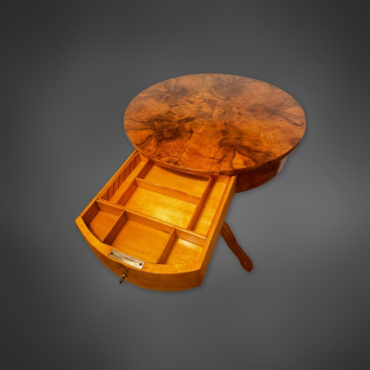 Biedermeier Walnut Side Table Decorated With Swans - Germany, Circa 1820-photo-3