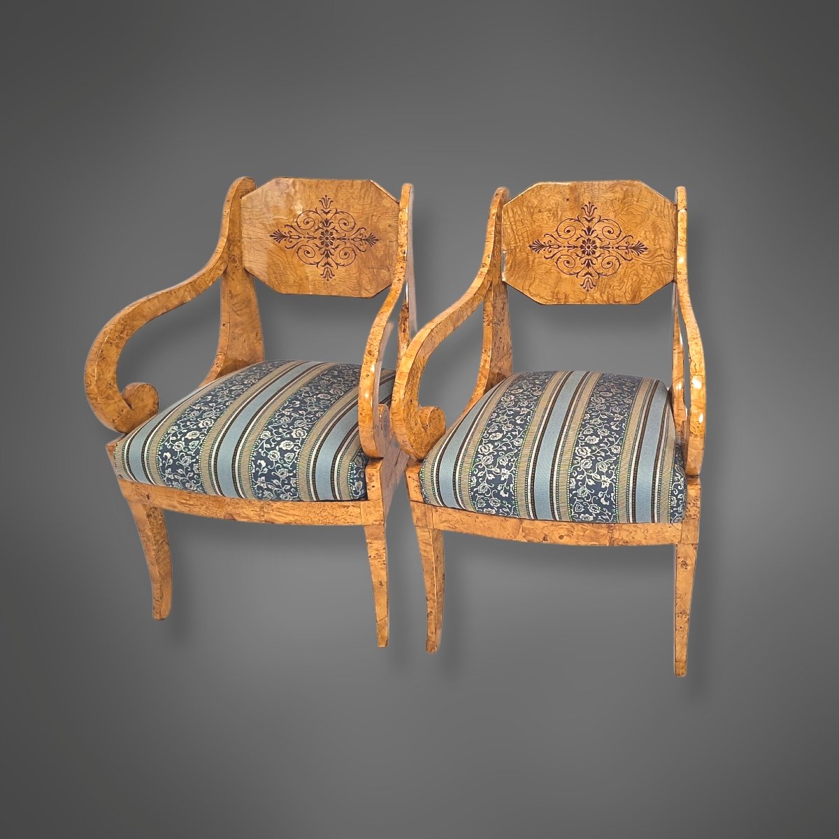 Quatre fauteuils, bouleau madré, Biedermeier russe/balte, vers 1835/40-photo-4