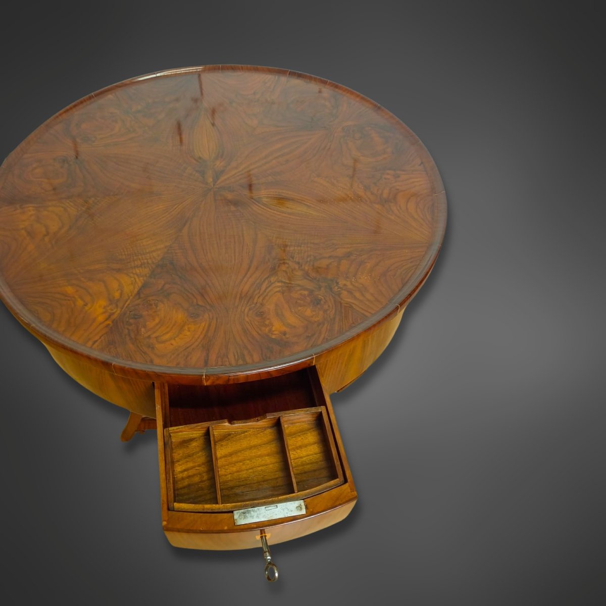 Table d'appoint Biedermeier à plateau tournant, noyer, vers 1825-photo-3