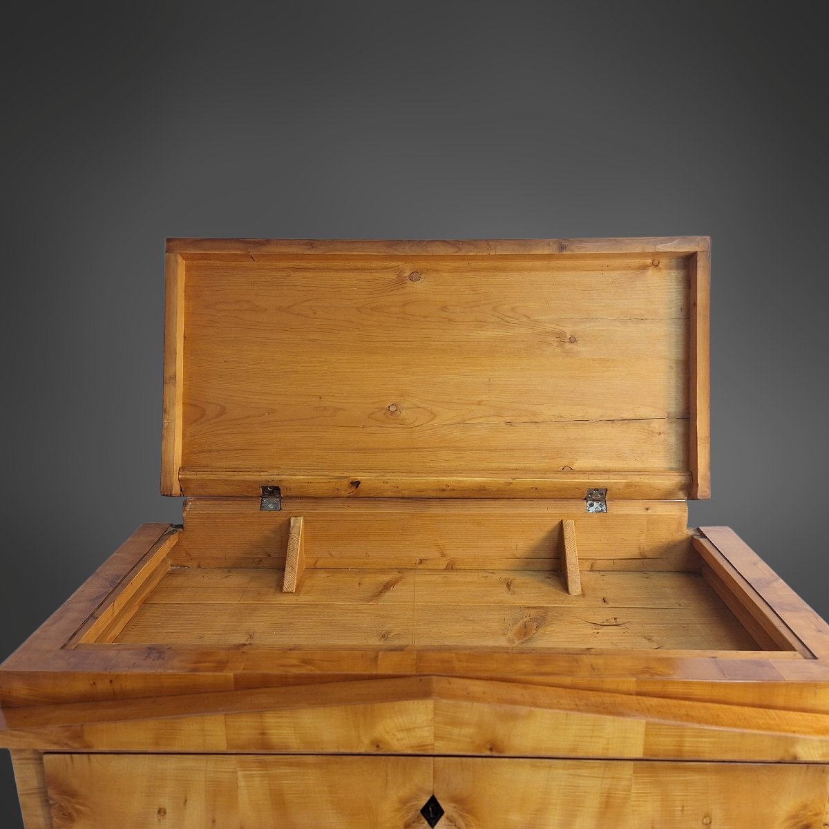 Biedermeier Pillar Chest Of Drawers With Pointed Gable, Maple Veneer, Thuringia Around 1825/30-photo-5