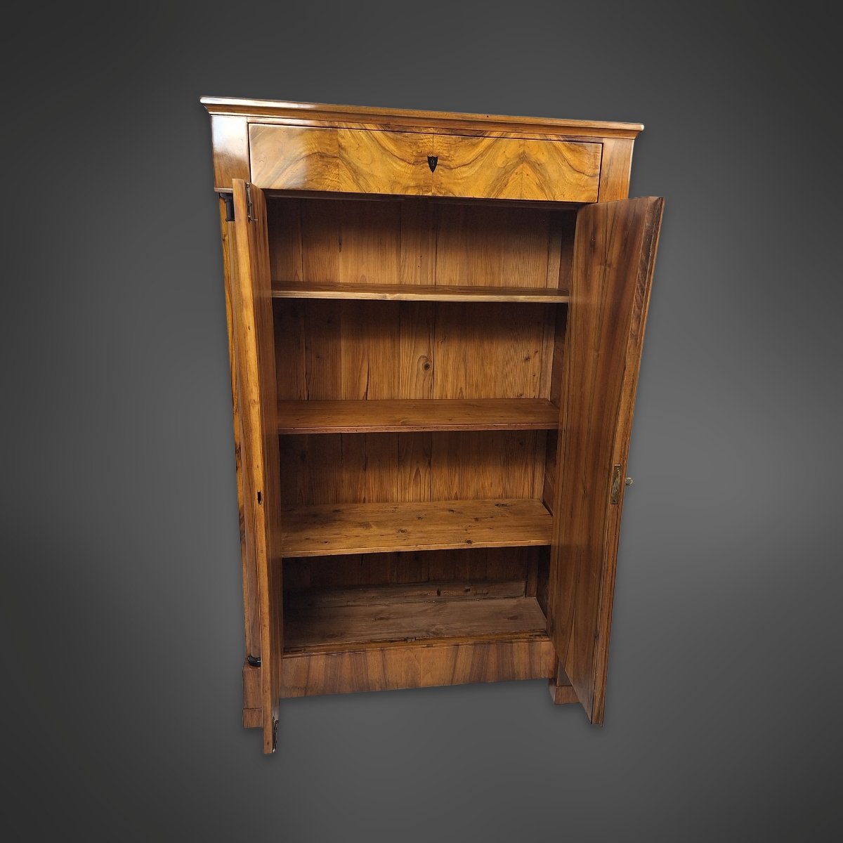 Demi-armoire Biedermeier (vertiko) à demi-colonnes, noyer, Allemagne vers 1820-photo-1