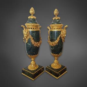 Pair Of Louis XVI-style Casserole Dishes, Green Marble And Gilded Bronze, 19th Century