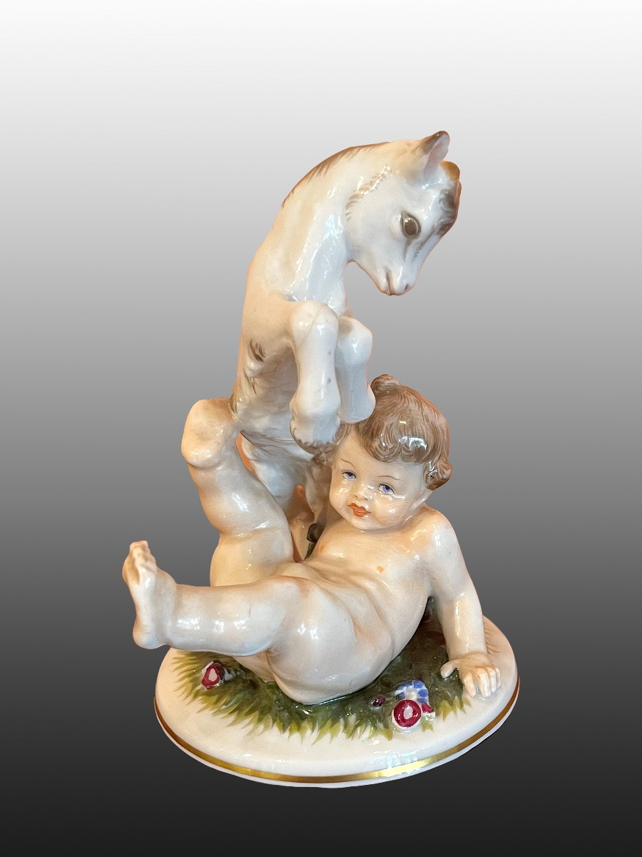 Alt Wien Augarten Porcelain Figurine