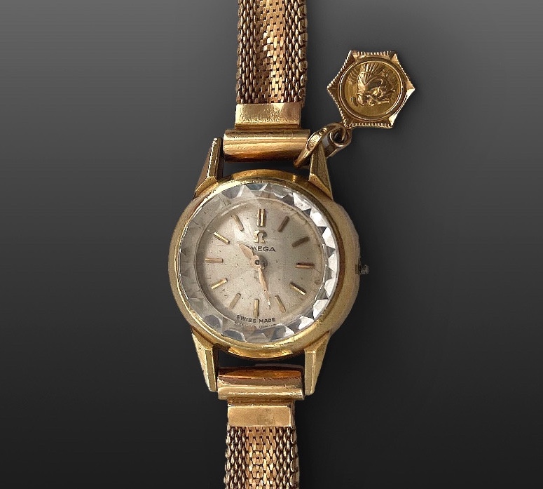 Montre bracelet pour dames  Omega Swiss 