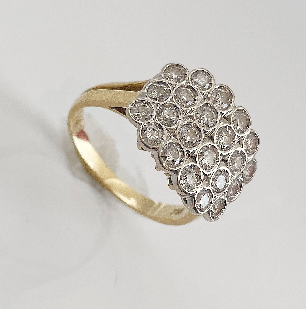 Ladies' Ring With Diamonds-photo-2