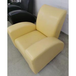 Fauteuil En Cuir Noir Des Années 60