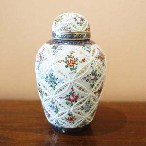 Asian Porcelain Box With Lid