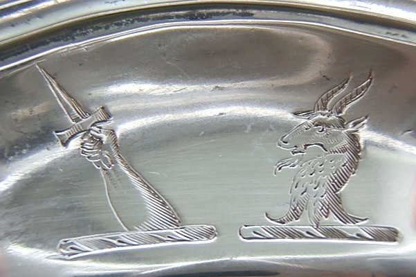 Solid Silver Plate Dish  With Coat Of Arms, Mexico, Circa 1750, Maker's Mark-photo-3