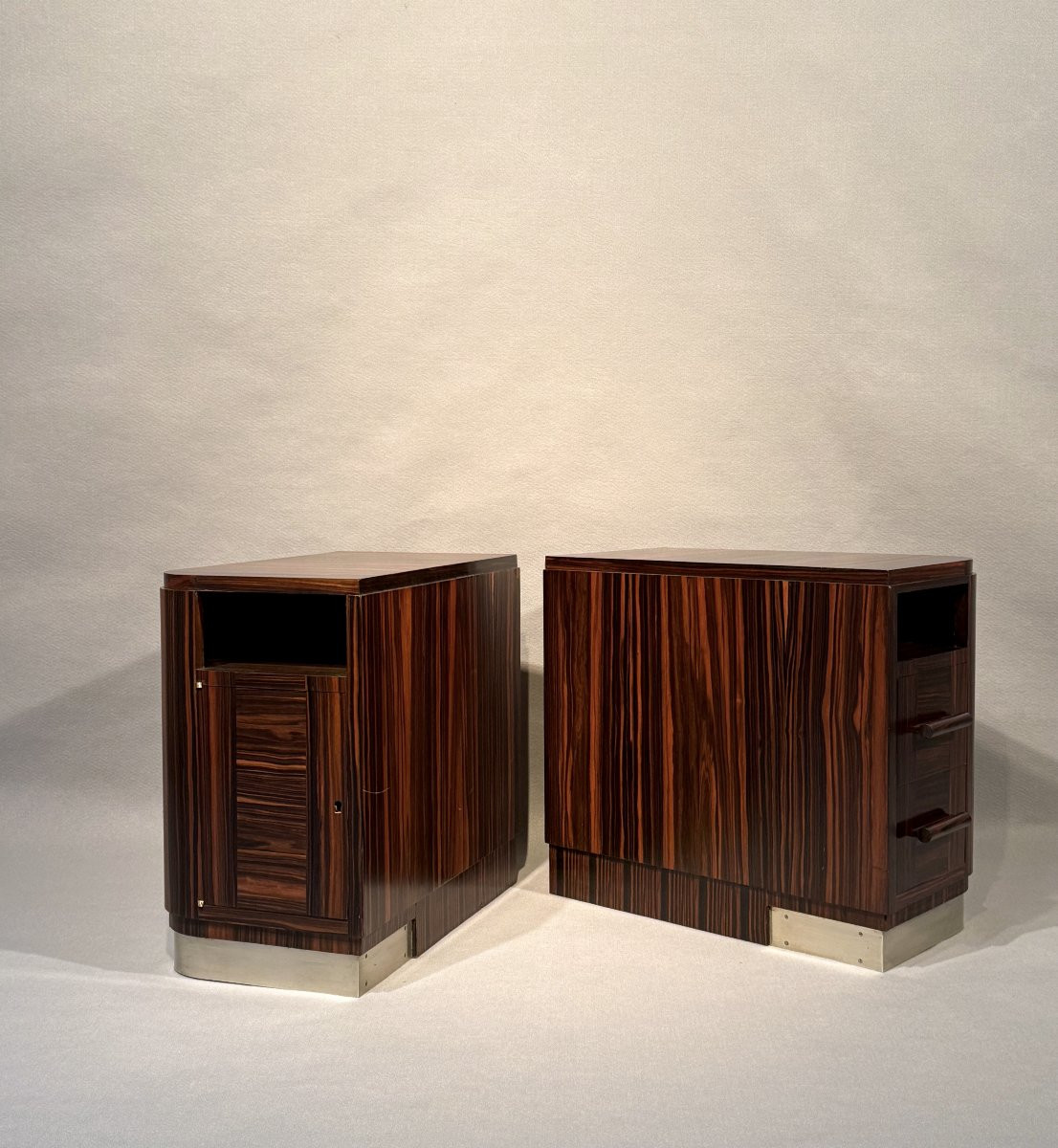 Paire de bouts de canapés ou chevets Art déco ébène de Macassar signée G.Massi-photo-5