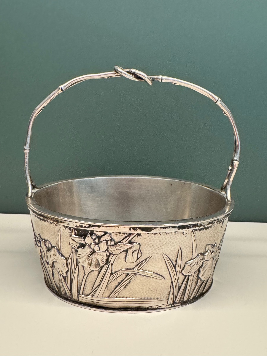 Japan:  Miyamoto Shoko Silversmith, Small Solid Silver Basket, Late Meji Period, Iris Decorations