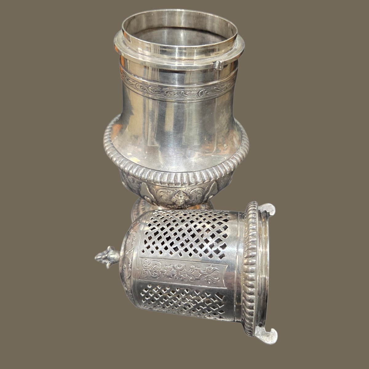 Silver Sugar Shaker/shrimp – Late 19th Century – Hallmarked 1893-photo-4