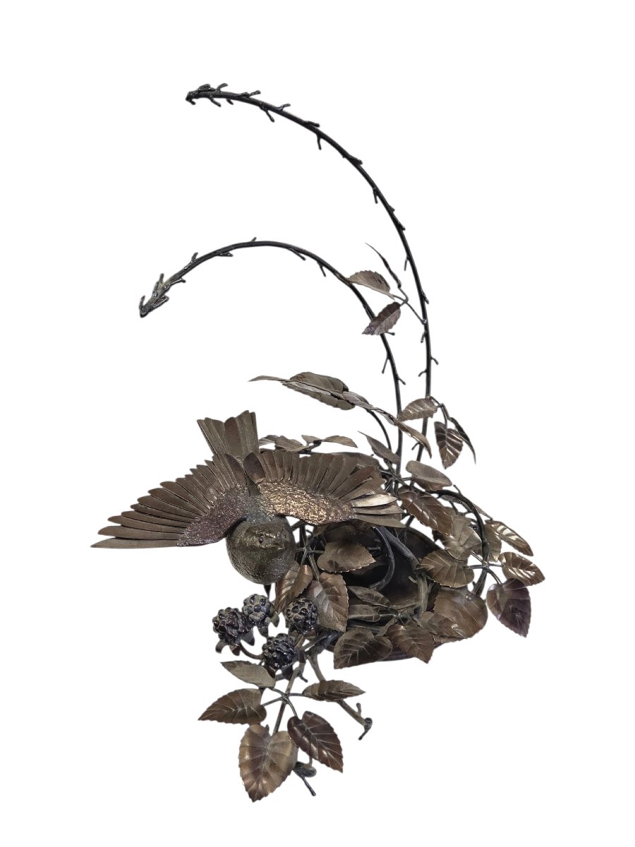 Gordon Griffiths – Sculpture d’oiseau sur ronces en métal. -photo-2