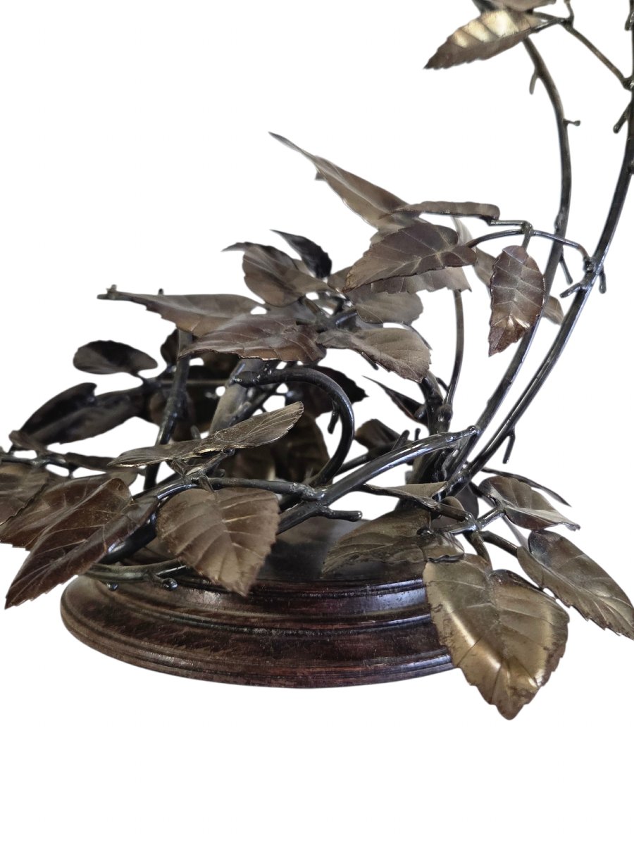 Gordon Griffiths – Sculpture d’oiseau sur ronces en métal. -photo-2