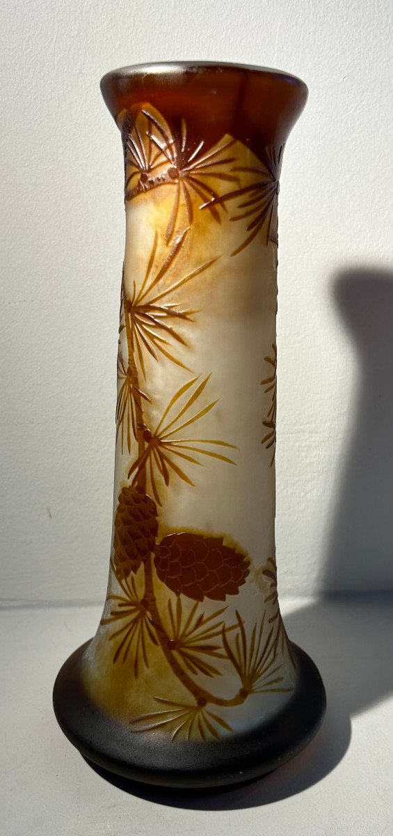 Gallé Vase With Pine Cones-photo-3