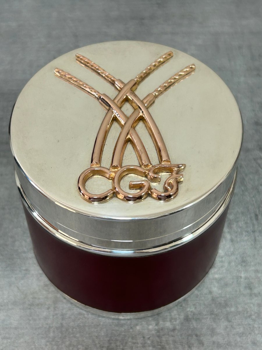 Boîte à cigarettes Hermès Paris gainée de cuir bordeau et bronze-photo-2