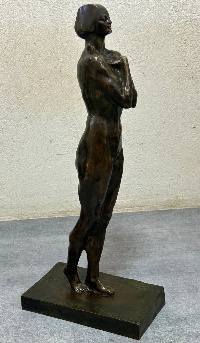 Bronze art déco années 30 Fernand Larapidie Femme les bras croisés sur sa poitrine-photo-2
