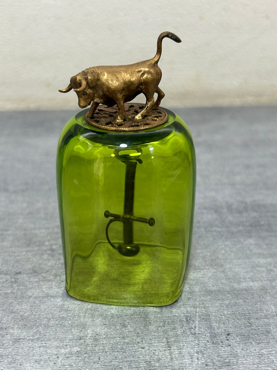 Table Bell, Bull And Its Sword In Bronze And Bohemian Crystal, Late 19th/early 20th Century-photo-2