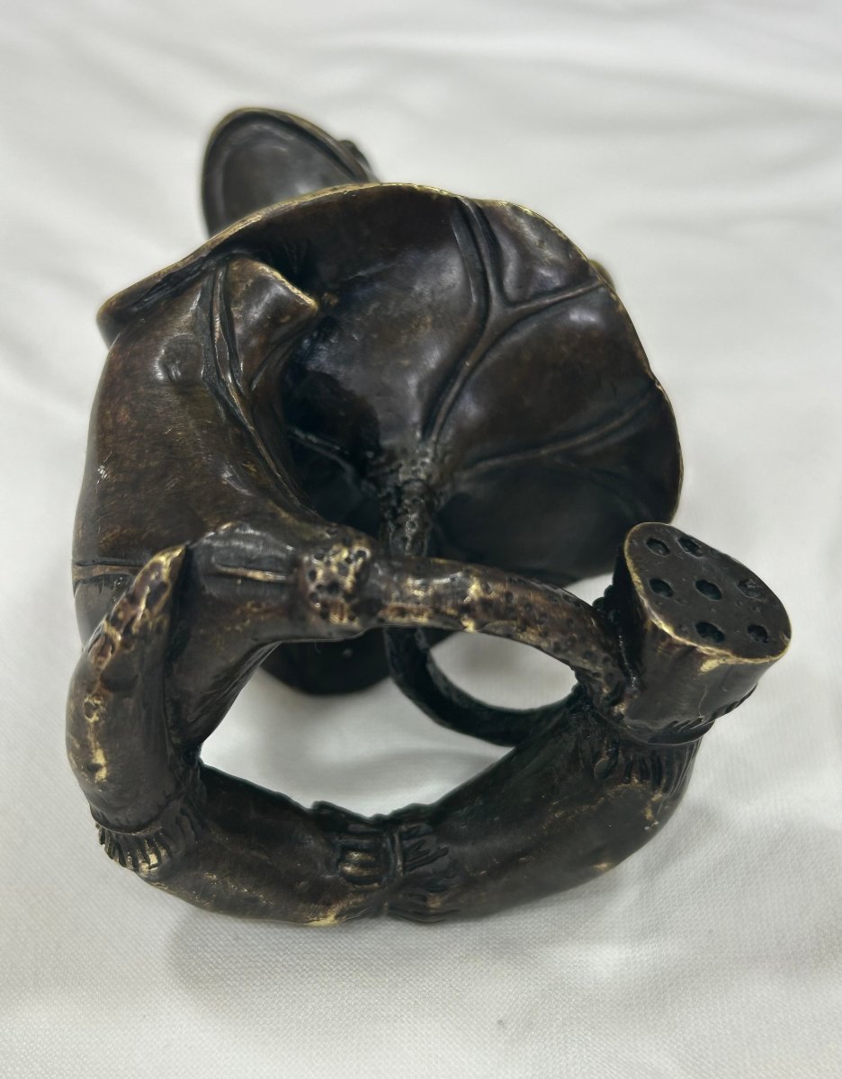 Okimono en bronze à  patine brun japon vers 1920-photo-1