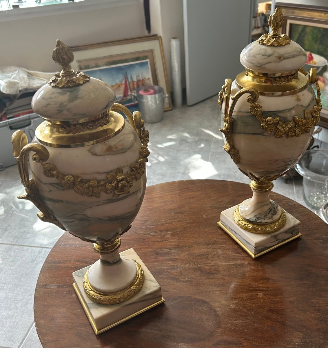 Paire de cassolettes style louis XVI en marbre veiné et bronze doré d'époque Napoléon III-photo-5