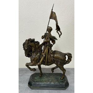Sculpture En Régule à Patine Bronze Et Socle à Patine Verte De Jeanne d'Arc Signée André César
