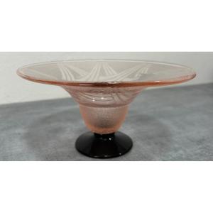 Art Deco Cup On Shower Feet, Glass Signed Schneider (le Verre Français)