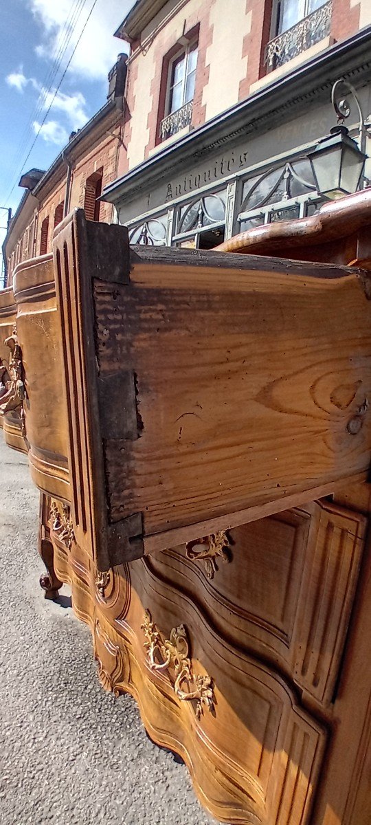 Louis XV Walnut Commode 18th-photo-5