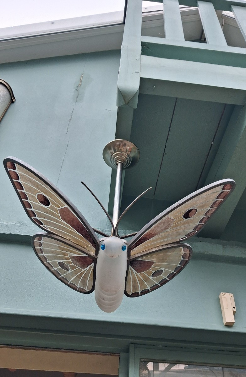 Lustre papillon des années 40-50 