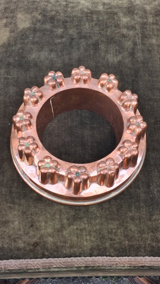 Couper Cake Mold