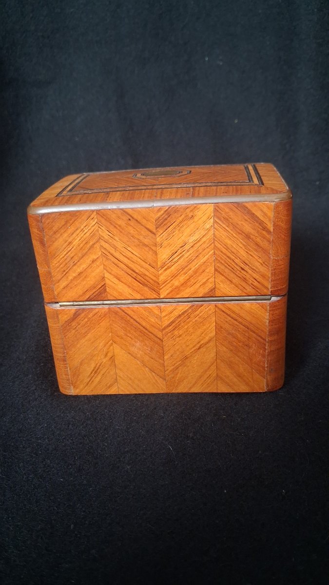 19th-century Perfume Box -photo-1