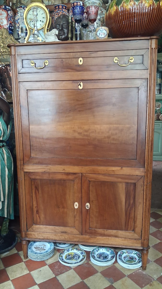 Secrétaire louis XVI en bois fruitier 18ème 