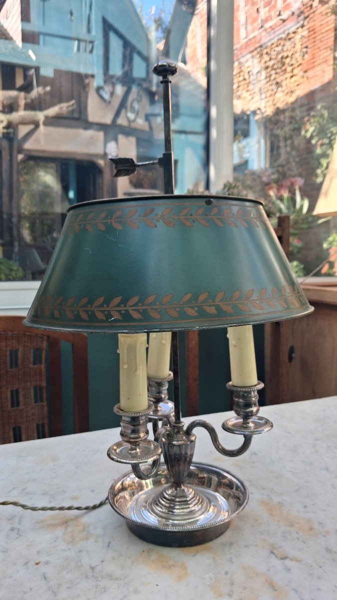 Lampe bouillotte en bronze argenté 
