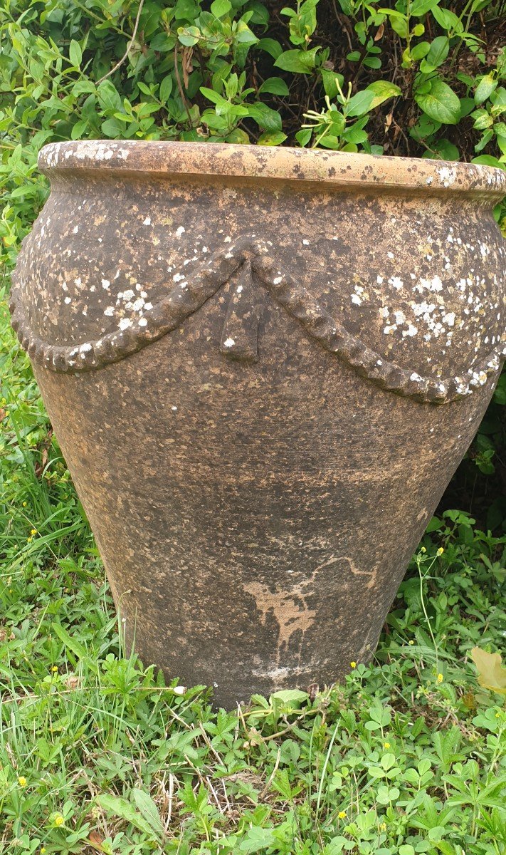 Terracotta Garden Jars. Vases Pots Garden-photo-2
