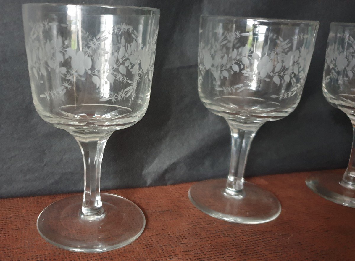 Series Of 10 Wine Glasses. Engraved Flowers Maison Baccarat 19th Century -photo-4