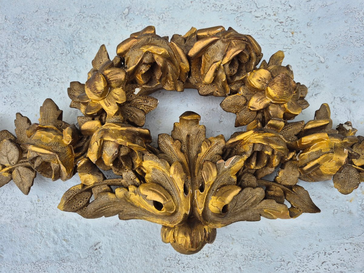   Paire d' éléments de boiseries .Bois sculpté Doré de Fleurs .XIX ème -photo-2