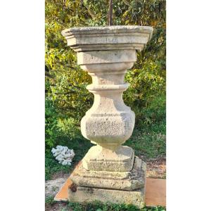 Cadran Solaire d'époque Louis XIV en Pierre de Bourgogne