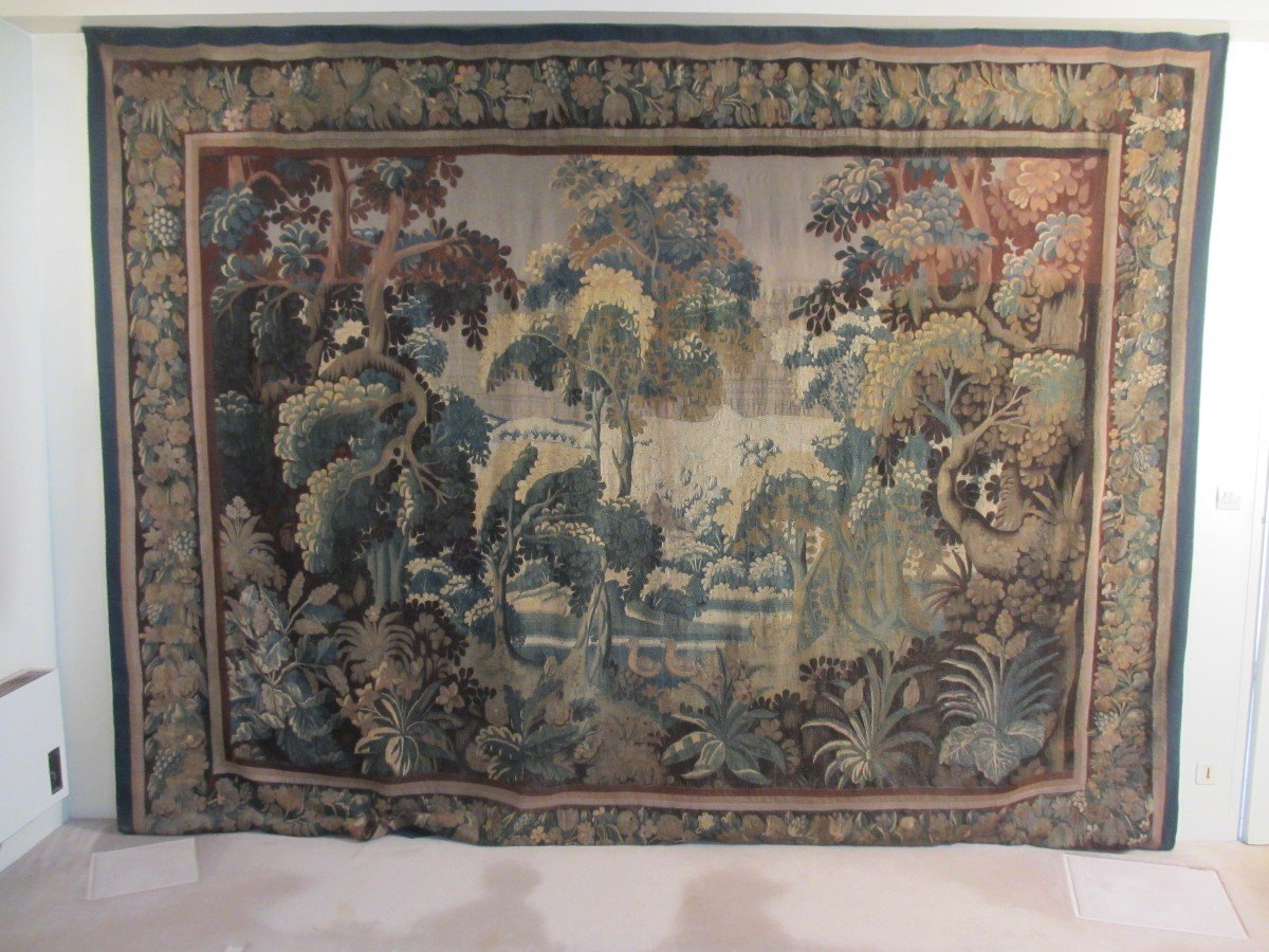 Grande tapisserie  "verdure"  d'Aubusson XVIII s.