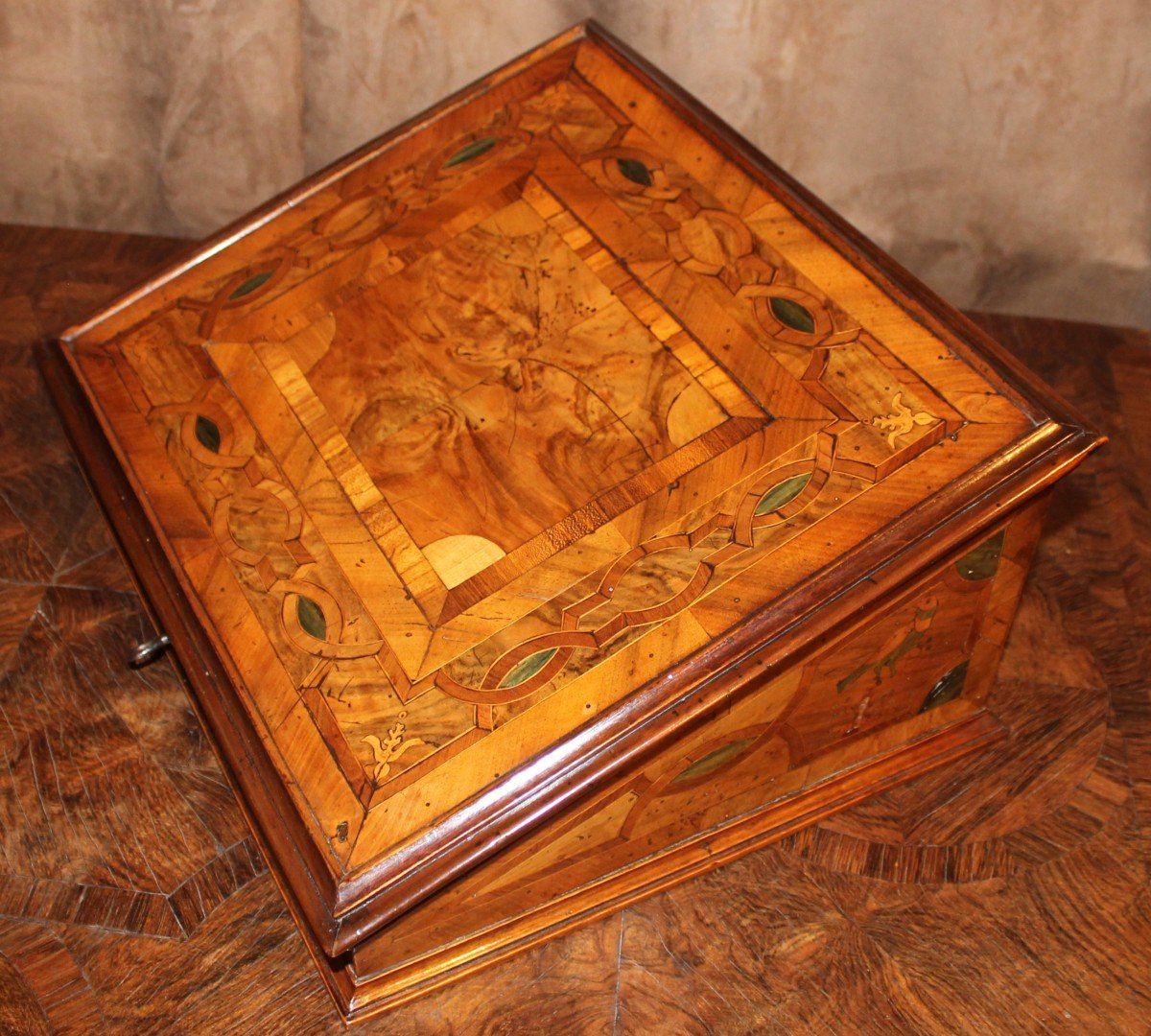 Late 17th Century Writing Case In Fruitwood Marquetry. Alsace Or Rhine Valley. -photo-2