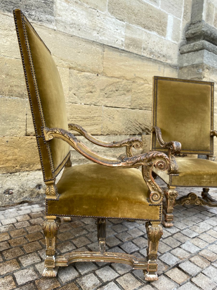 Paire De Fauteuils De Style Louis XIV -photo-2