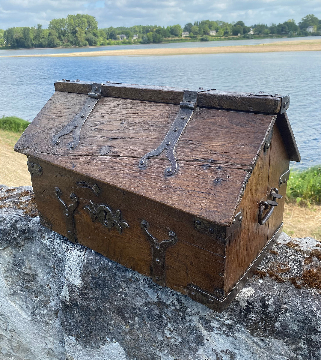 Coffre de marinier de Loire en chêne, XVIIIeme siècle