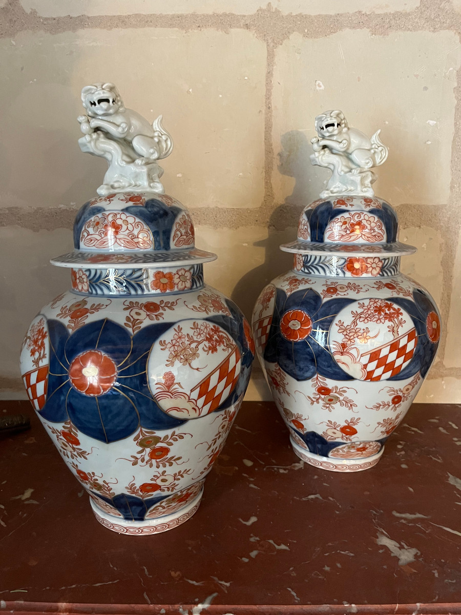 Pair Of Covered Pots In Samson Porcelain, 19th Century