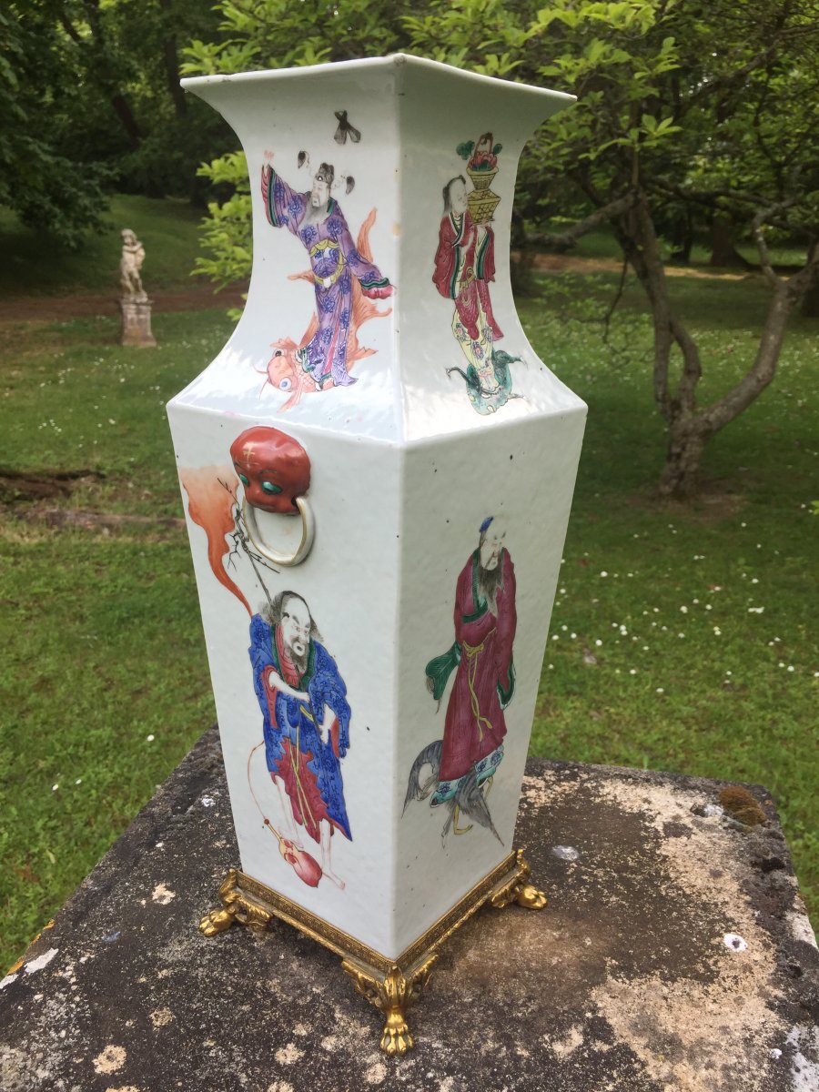 Vase Quadrangulaire En Porcelaine De Chine-photo-2