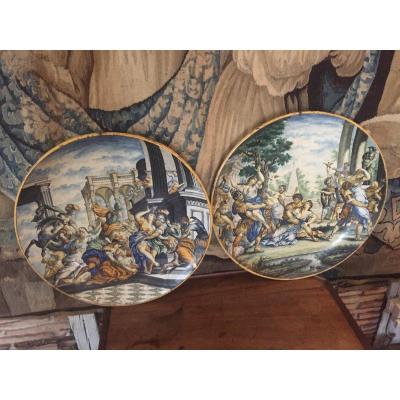 Grande Paire De Plats En Faience Italienne De La Fin Du XIXeme Siècle