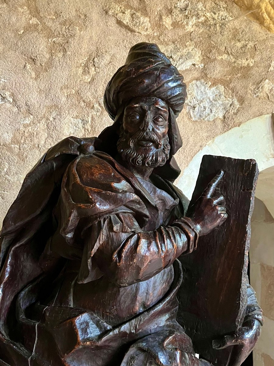 Paire de grandes statues en tilleul. Moïse et Marie-Madeleine . Fin XVII ème . -photo-4