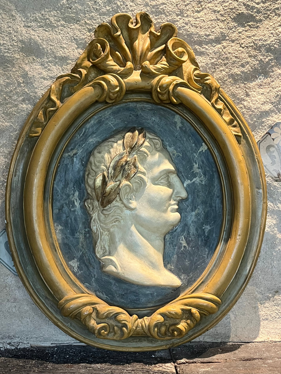 Profile Of A Roman Emperor, Large Stucco Medallion, Late 19th Century 