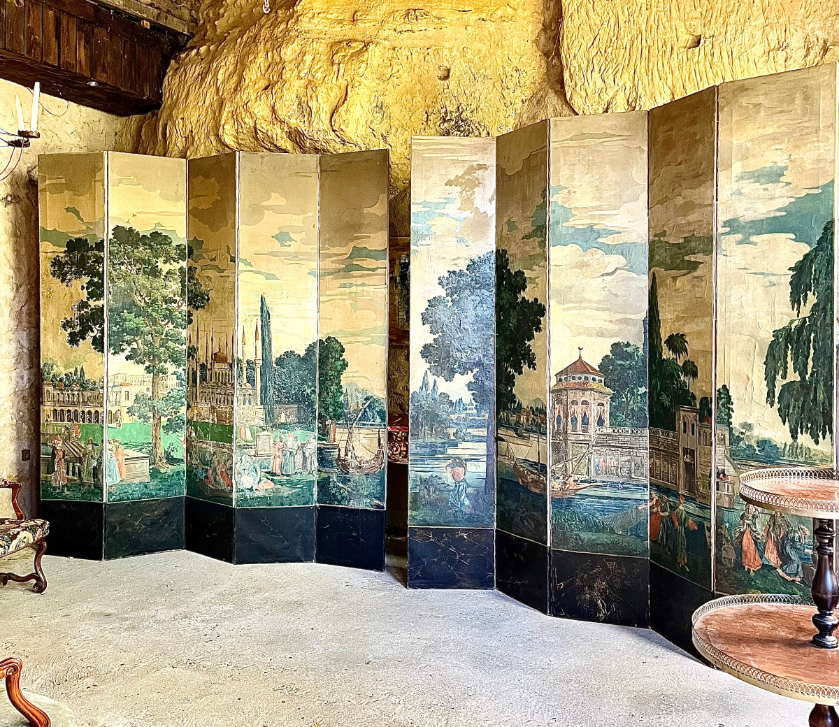 Les rives du Bosphore . Paravents , papier peint  Dufour . XIX ème siècle