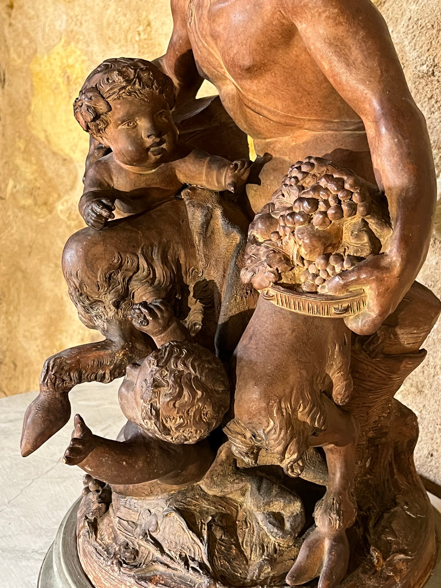 Faune jouant avec des enfants . Terre cuite signée Clodion. -photo-4