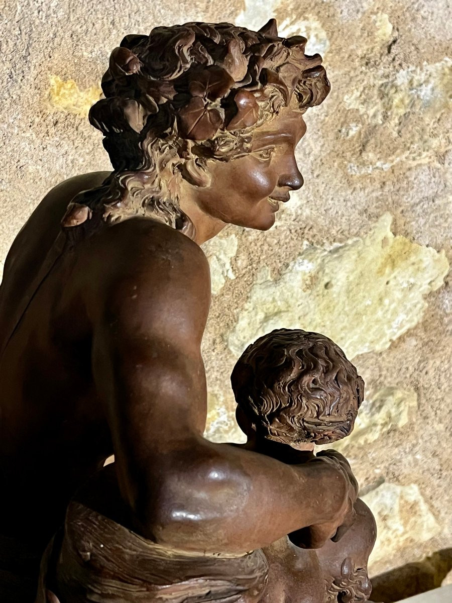 Faune jouant avec des enfants . Terre cuite signée Clodion. -photo-1