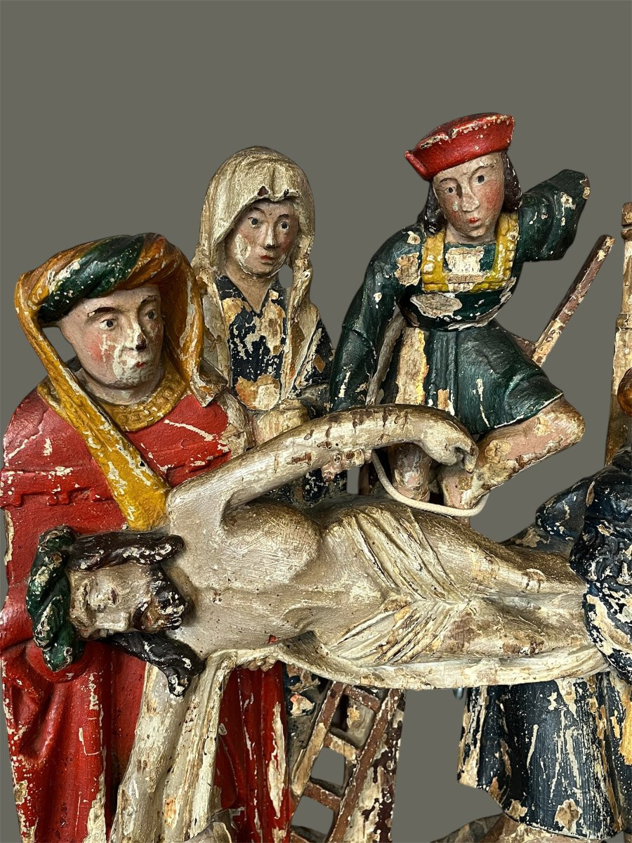 Retable XVI ème siècle . la Déposition du Christ . Bois sculpté. -photo-2